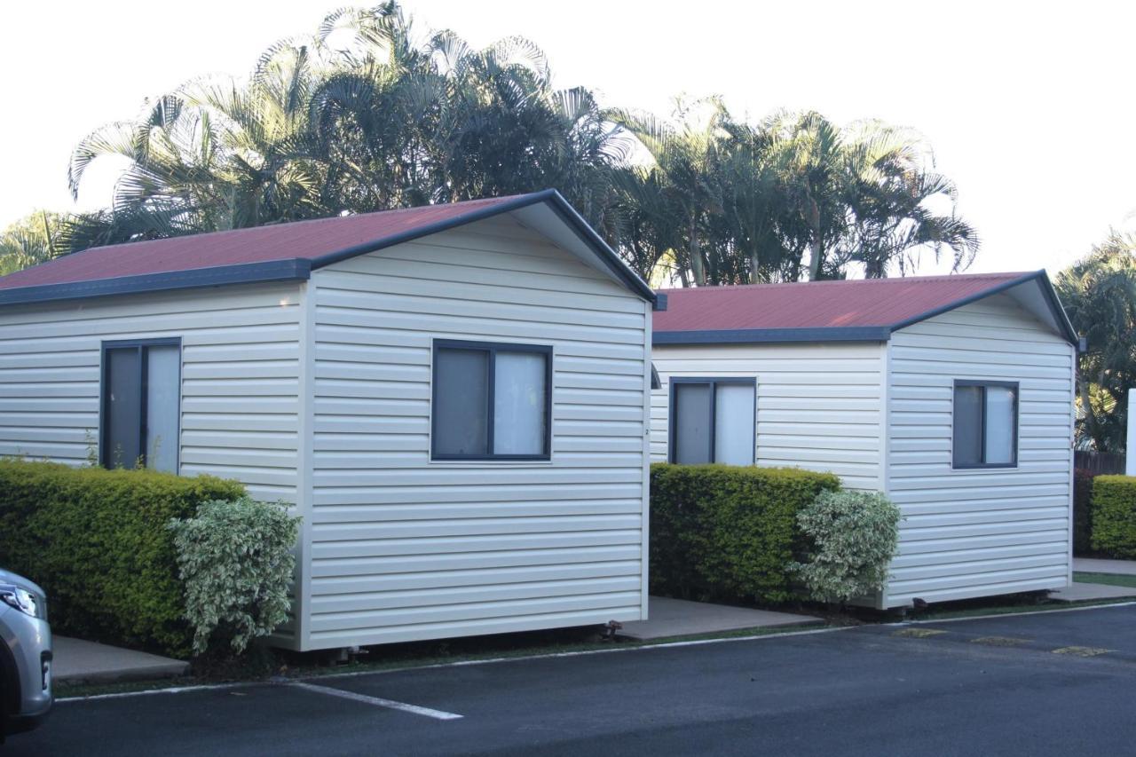 Palms Caravan And Village